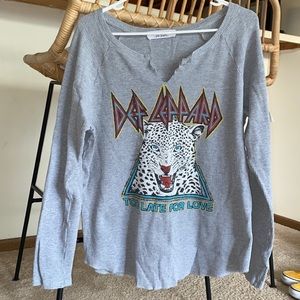 Day Dreamer for Free People grey long sleeve DEF LEPPARD. Size M/L